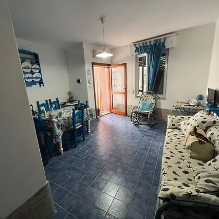 House Apartment *